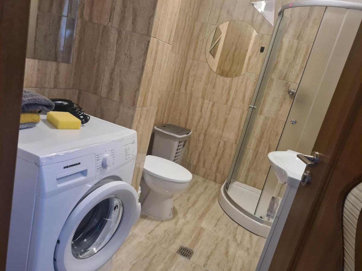 Mall Luxury Apartments Бакэу Экстерьер фото