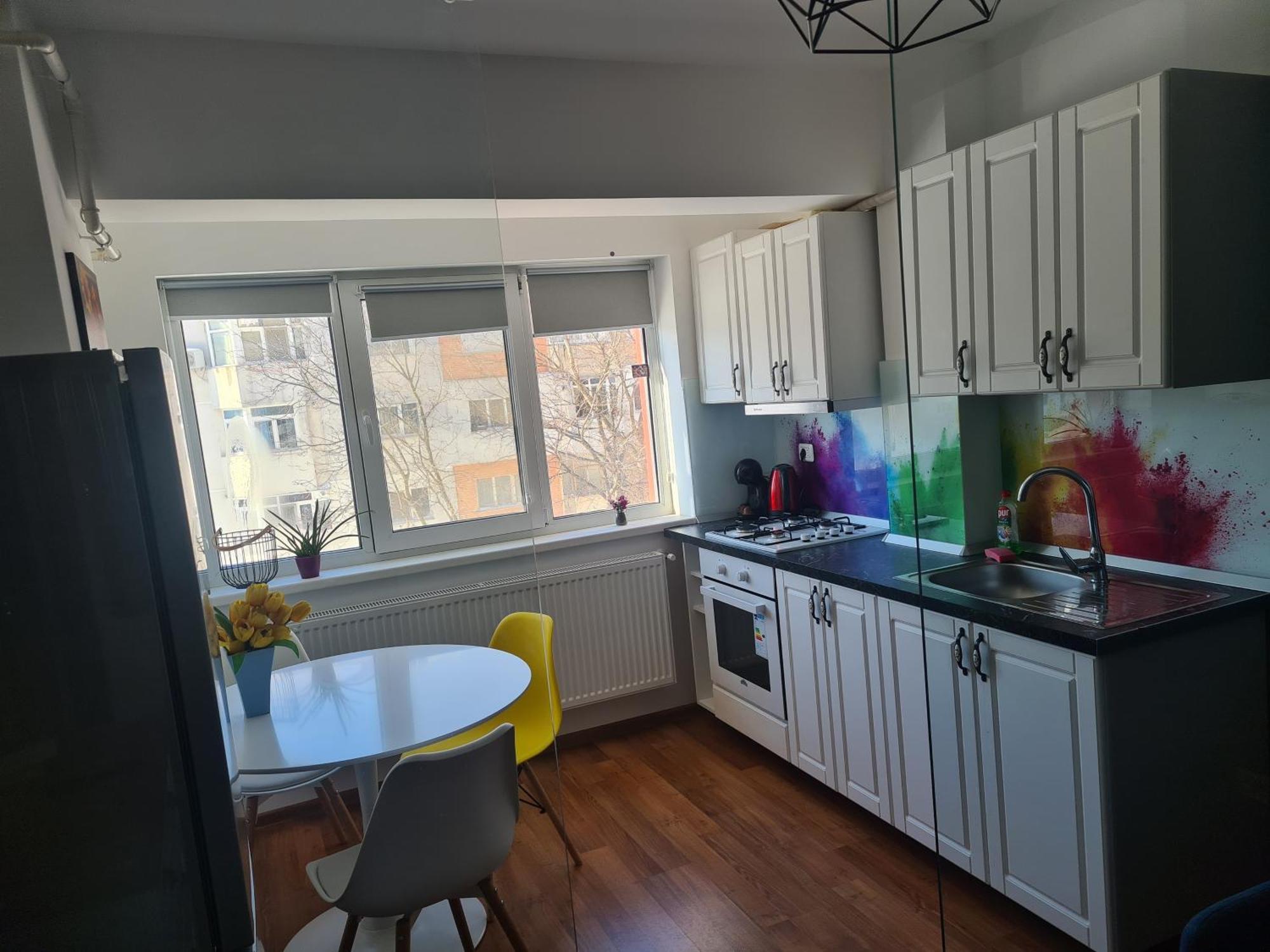 Mall Luxury Apartments Бакэу Экстерьер фото